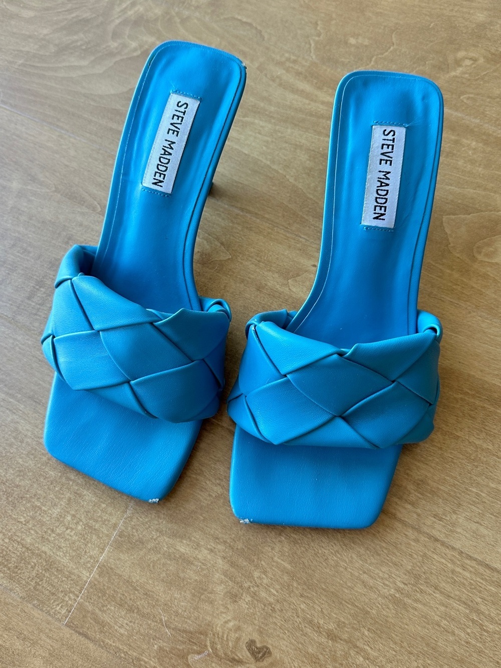 Steve Madden Tiana Blue Woven Heel Sandals, Size 7M